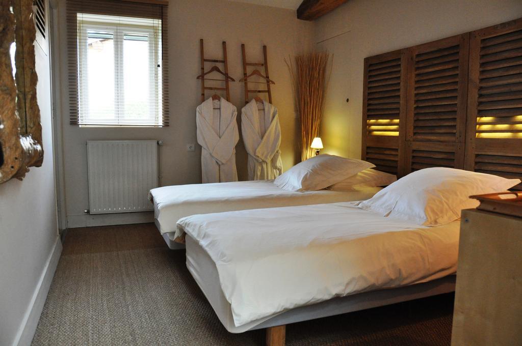 Chambre D'Hotes La Noue Saint-Pierre-la-Palud Luaran gambar